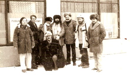 Ovidiu Muresan, Cornel Moraru, Al. Cistelecan,_Al. Vlad,_Virgil Podoaba, Vasile Sav, Mihai Dragolea, Ion Muresan in fata la Arizona